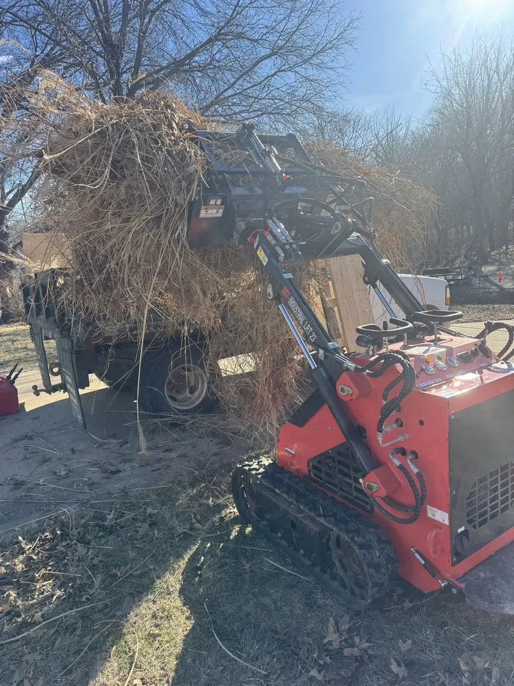 Top-rated landscaping services in Kirksville, MO - Spencer Lawn And Landscape