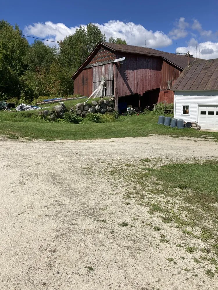 Professional yard cleanup service in Tullahoma, TN by spencer lawncare