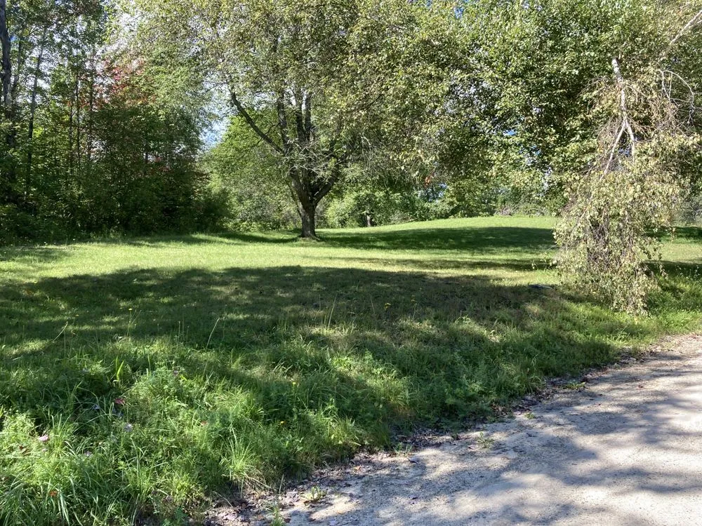 Trusted lawn care service in Tullahoma, TN by spencer lawncare