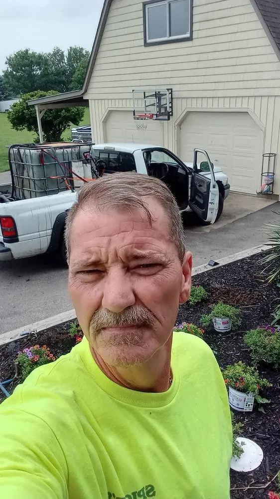 Affordable yard maintenance in Enon, OH - Spicer’s Outdoor Pro Solutions