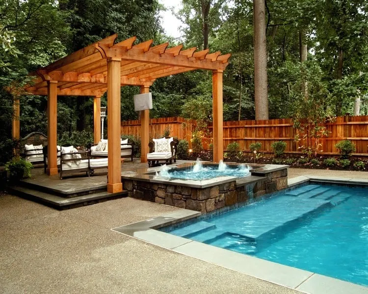 Affordable residential landscaping in Montgomeryville, PA - Spinieo