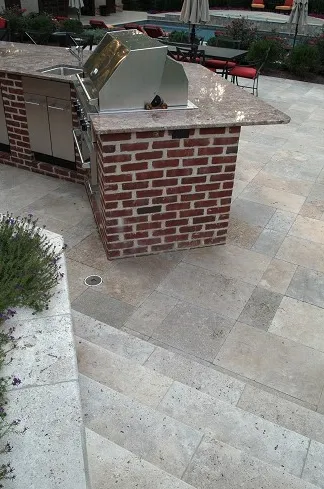 Reliable yard cleanup service for beautiful yards across Montgomeryville, PA - Spinieo