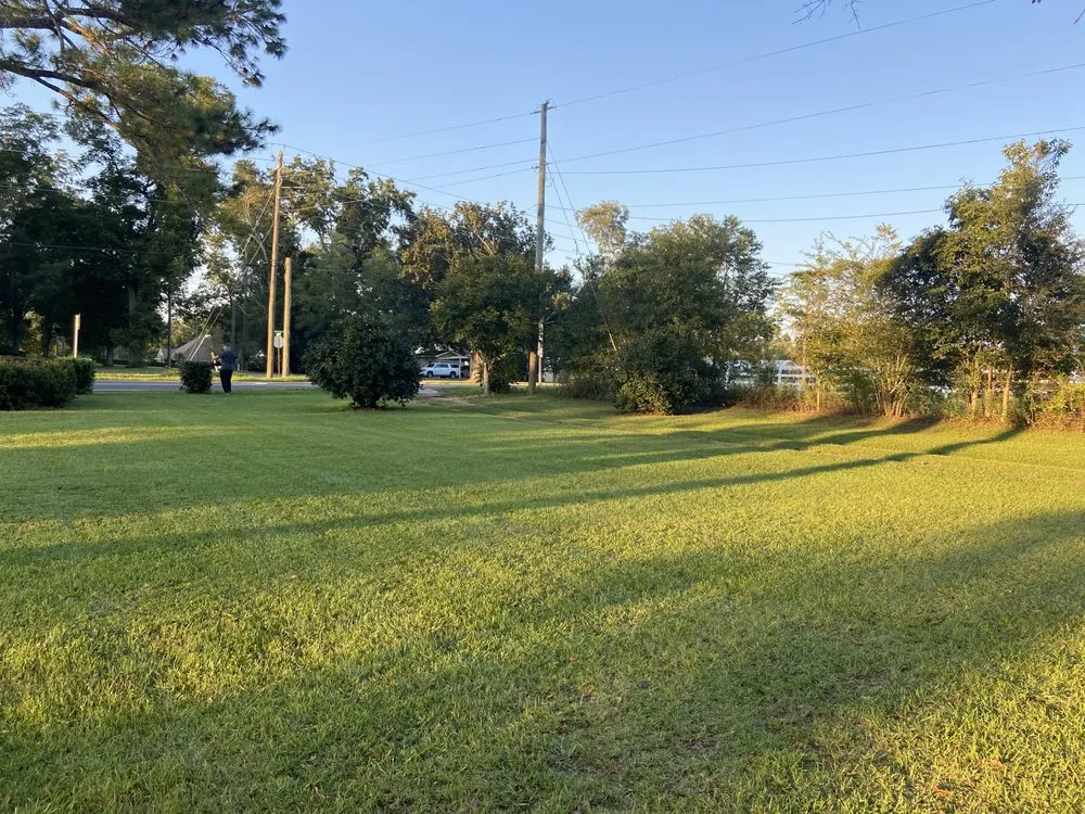 Expert lawn care service near you across Montevallo, AL - Spivey Lawn Care & Landscaping