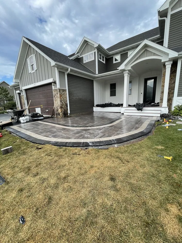 Trusted yard maintenance with custom design across Waconia, MN - Splitting Image Hardscapes