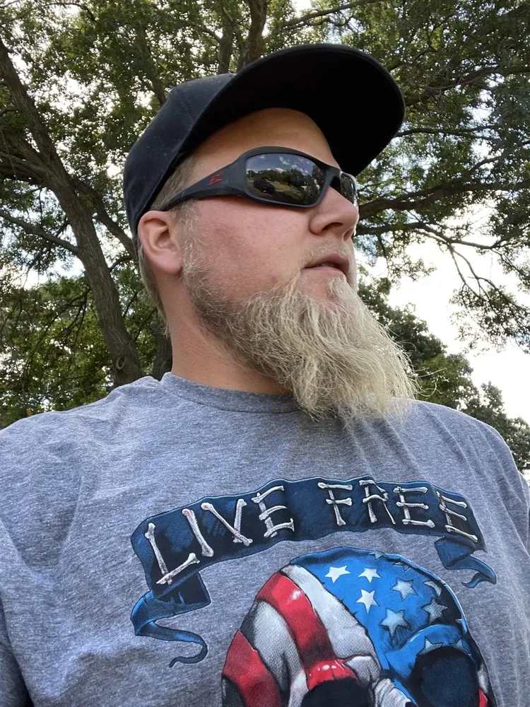 Local landscaping services for year-round maintenance in Waconia, MN by Splitting Image Hardscapes