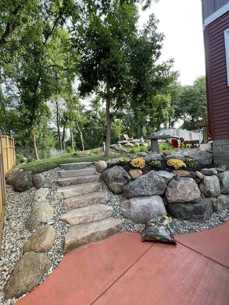 Reliable landscape design experts serving Waconia, MN - Splitting Image Hardscapes