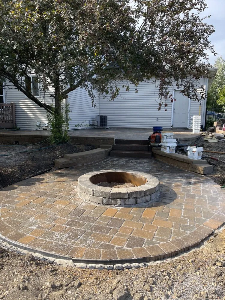 Affordable landscape design for residential properties in Waconia, MN by Splitting Image Hardscapes