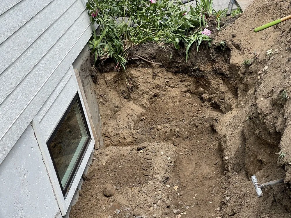 Affordable lawn mowing service experts serving Waconia, MN - Splitting Image Hardscapes