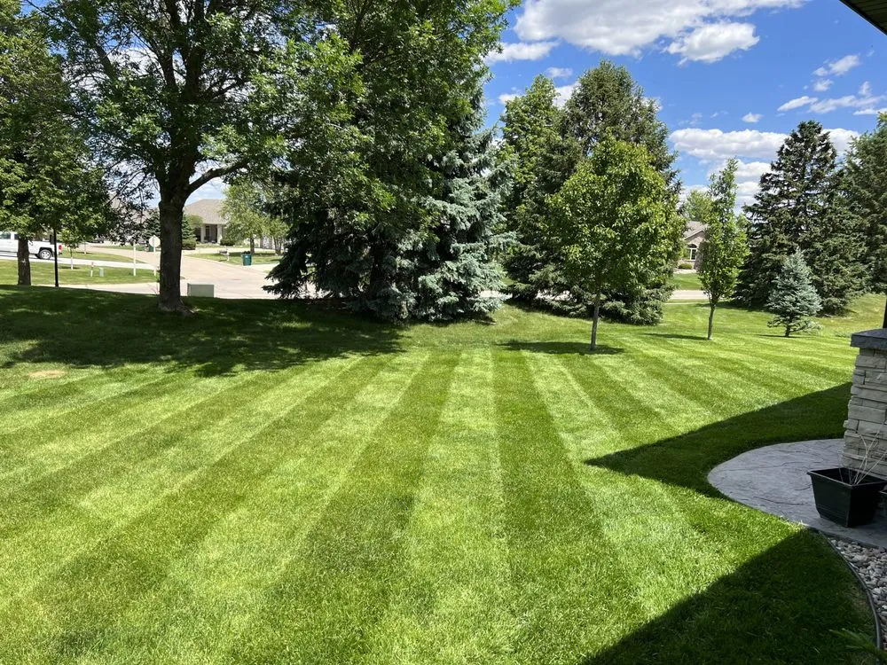 Top-rated garden landscaping in North Sioux City, IA by Sponsored Services