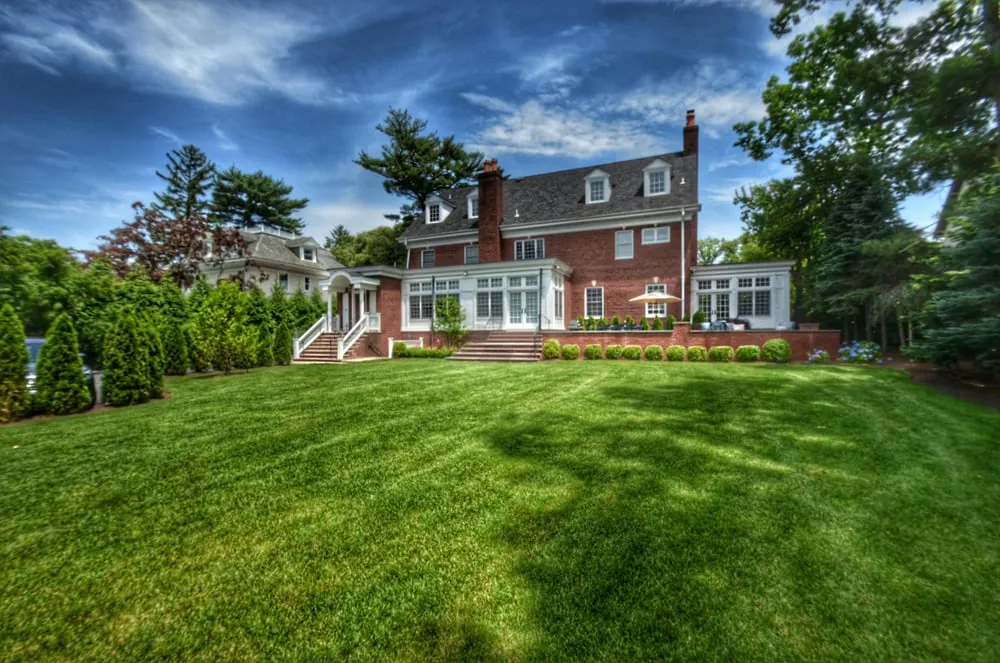 Affordable residential landscaping experts serving Fairfield, NJ - Sponzilli Landscape Group