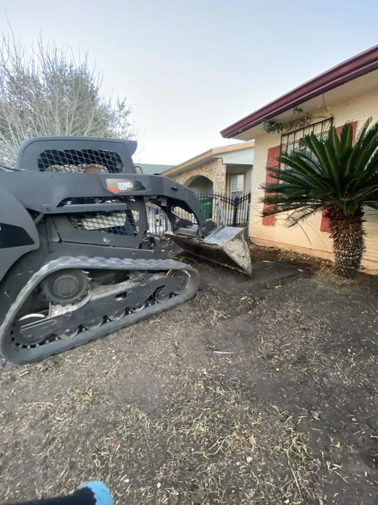 Affordable outdoor landscaping in San Antonio, TX - Spoolin 210 Services