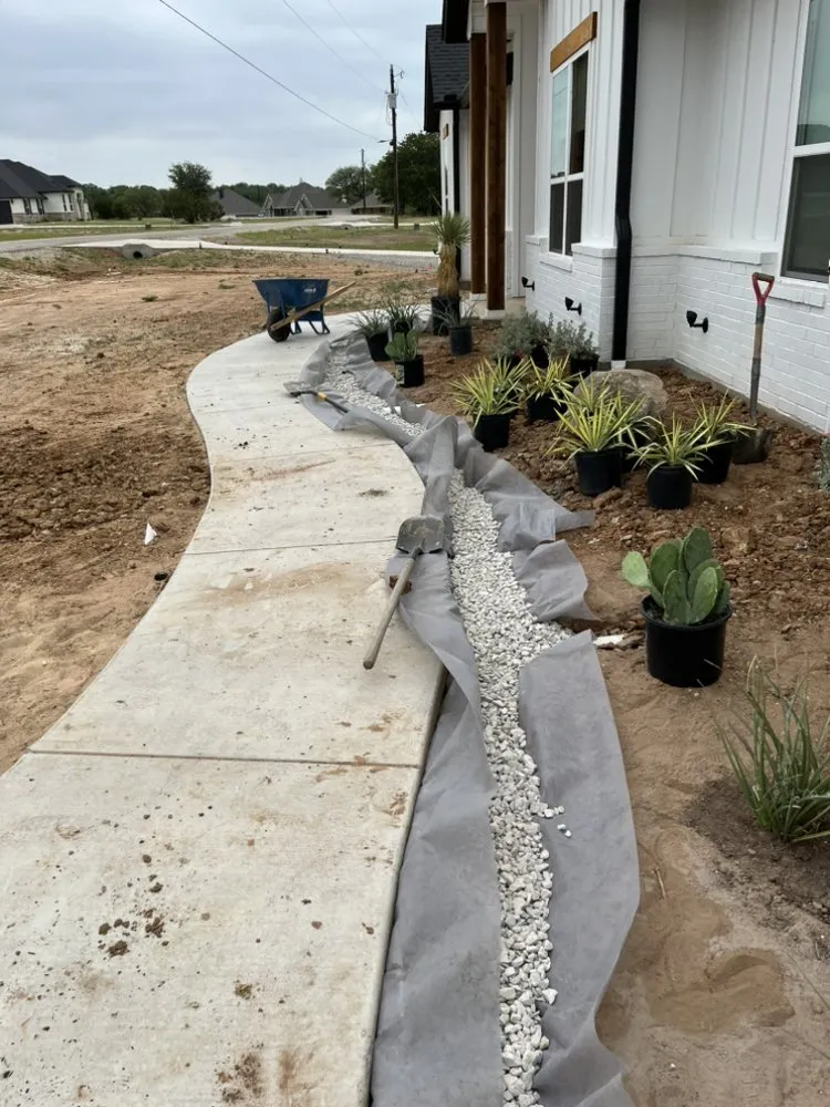 Professional yard cleanup service in Fort Worth, TX - Sporange Landscape and Drainage