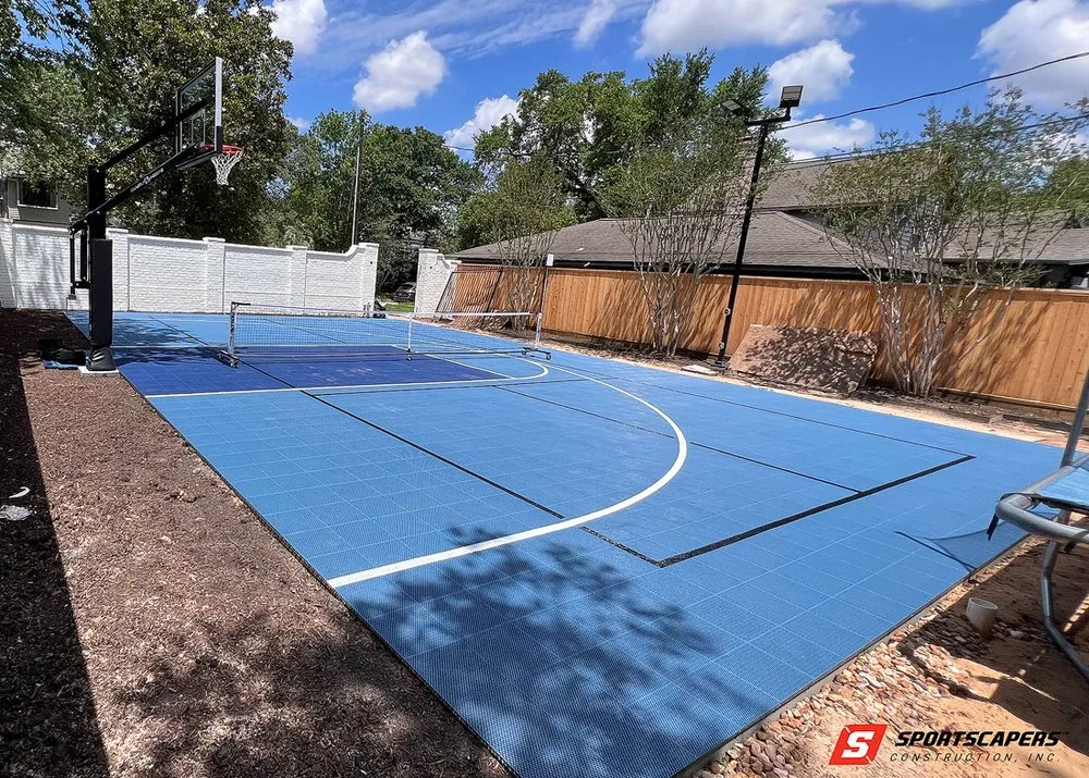 Professional residential landscaping in Houston, TX by Sportscapers Construction