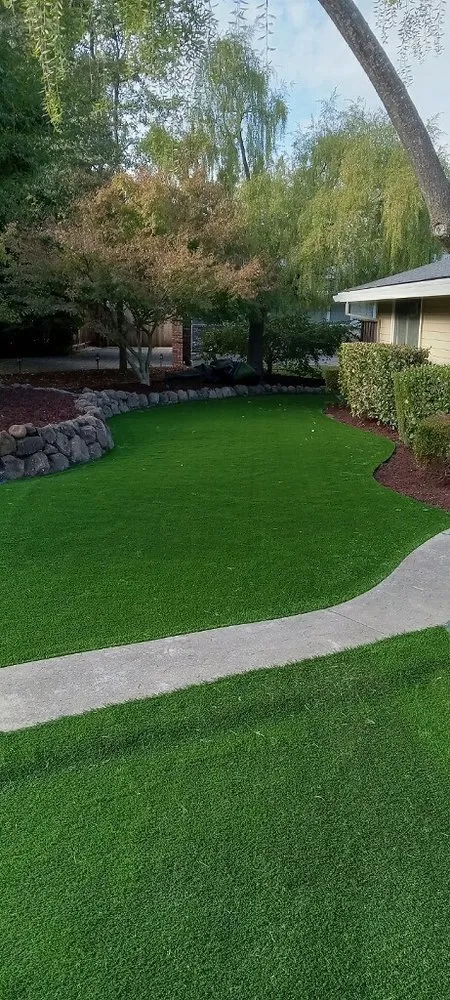 Local yard cleanup service for residential properties across Pleasanton, CA - Spotless Landscapes