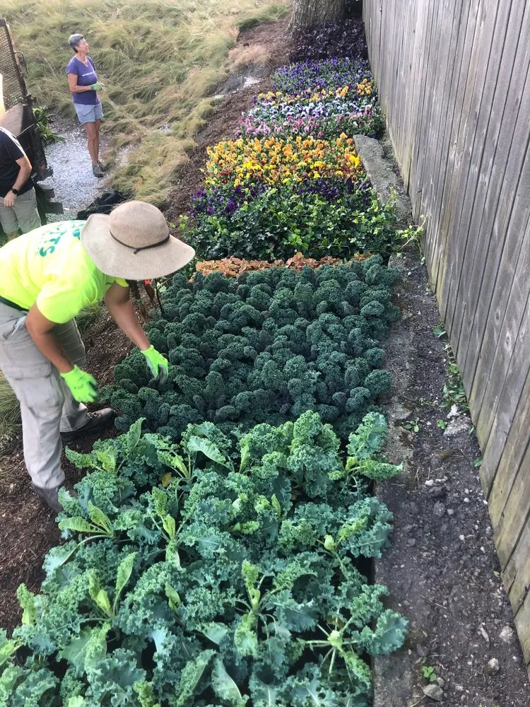 Expert lawn care service experts serving Indianapolis, IN - Spotts Garden Service