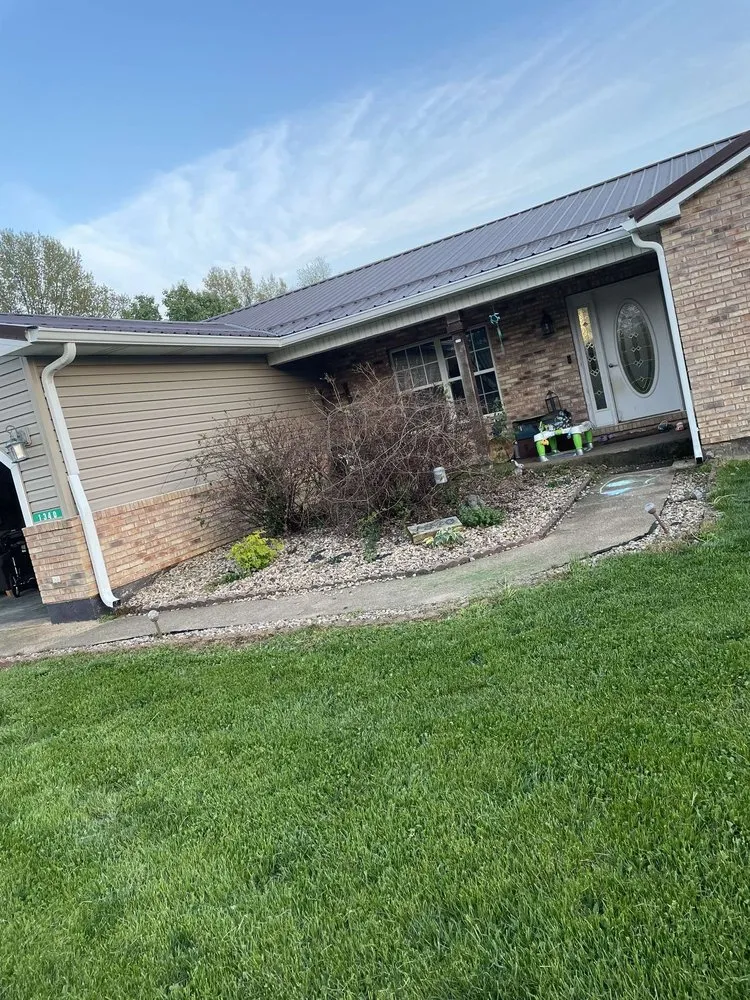 Professional yard maintenance for beautiful yards in Desloge, MO by SPR LawnCare