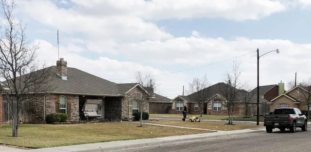 Professional garden landscaping in Amarillo, TX by SprayTech Systems