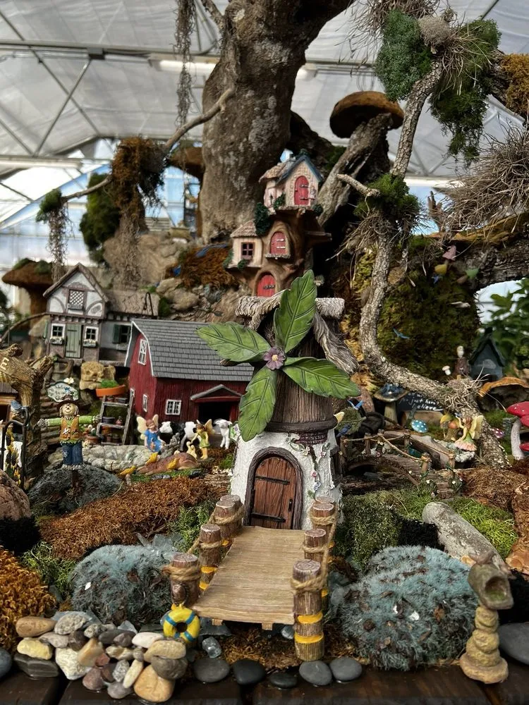 Custom yard maintenance for homes in Spring Branch, TX by Spring Creek Gardens