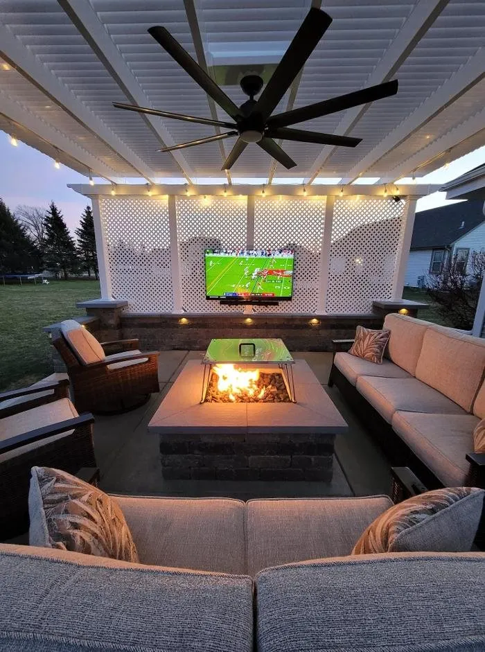 Custom yard maintenance for beautiful yards in New Berlin, WI by Spring Gardens Landscaping & Horticultural Services