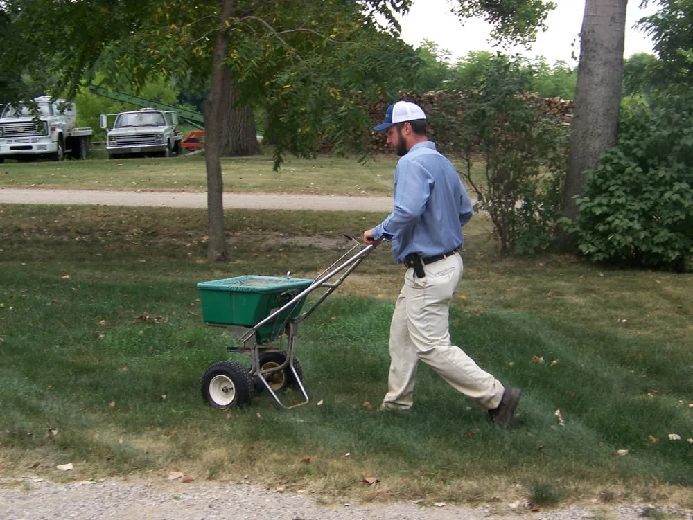 Custom lawn mowing service in Monticello, MN - Spring-Green Lawn Care