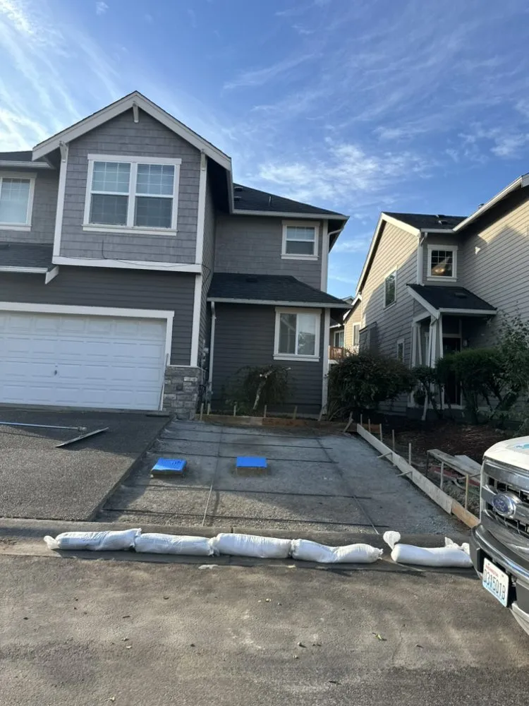 Expert garden landscaping experts serving Auburn, WA - Spring Landscape