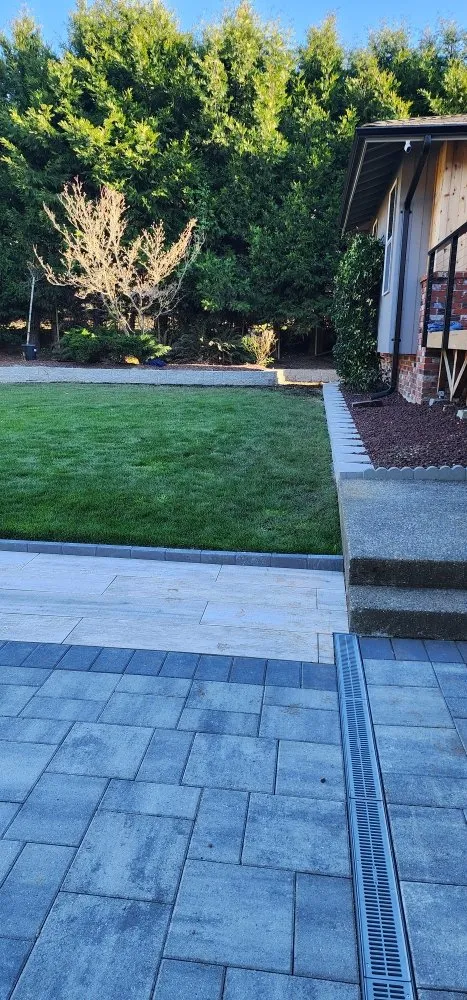 Custom yard maintenance experts serving Bremerton, WA - Spring Time & Landscape