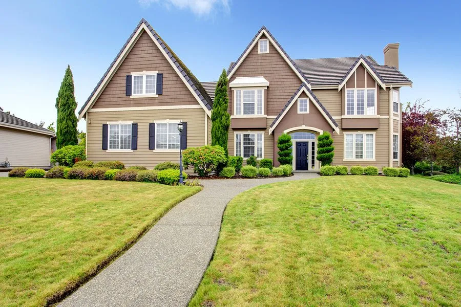 Professional yard maintenance for residential properties across Springfield, MO - Springfield Lawn Care