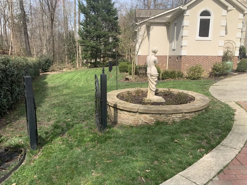 Reliable garden landscaping for year-round maintenance in Matthews, NC by SpringGreen