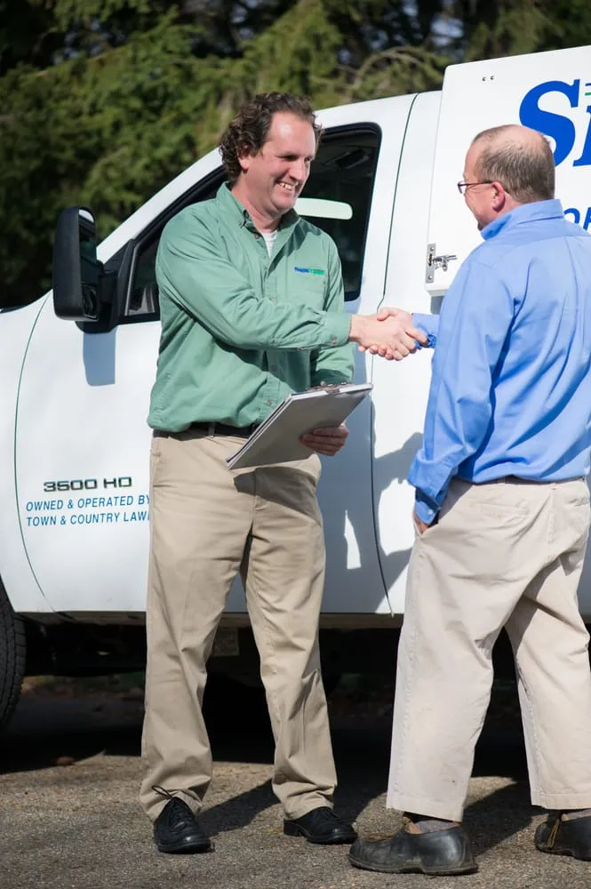 Professional garden landscaping for beautiful yards in Noblesville, IN by SpringGreen