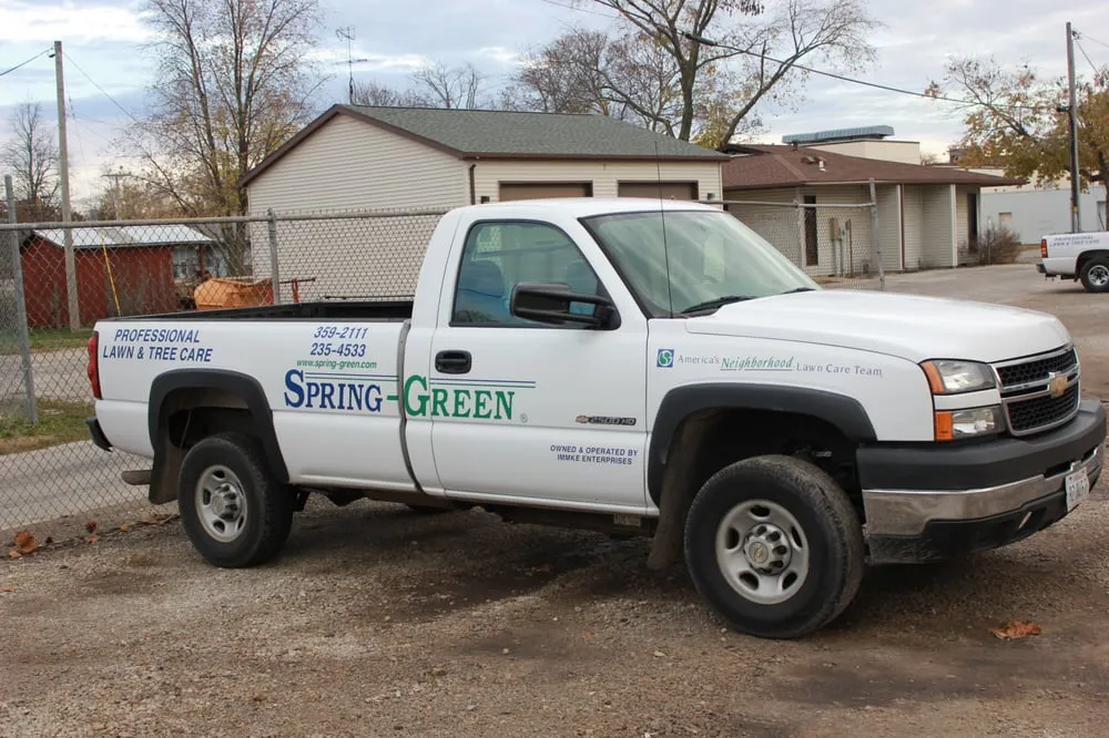 Reliable yard cleanup service for beautiful yards in St. Joseph, IL by SpringGreen