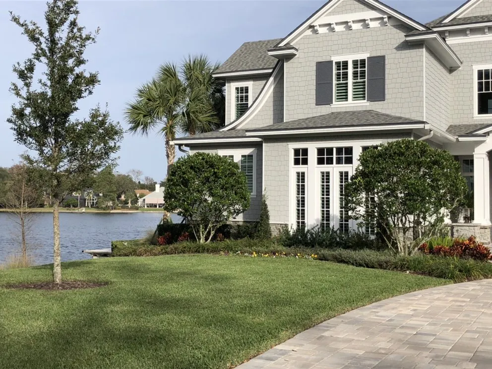 Custom yard maintenance in Jacksonville, FL - SpringScapes Lawn Care