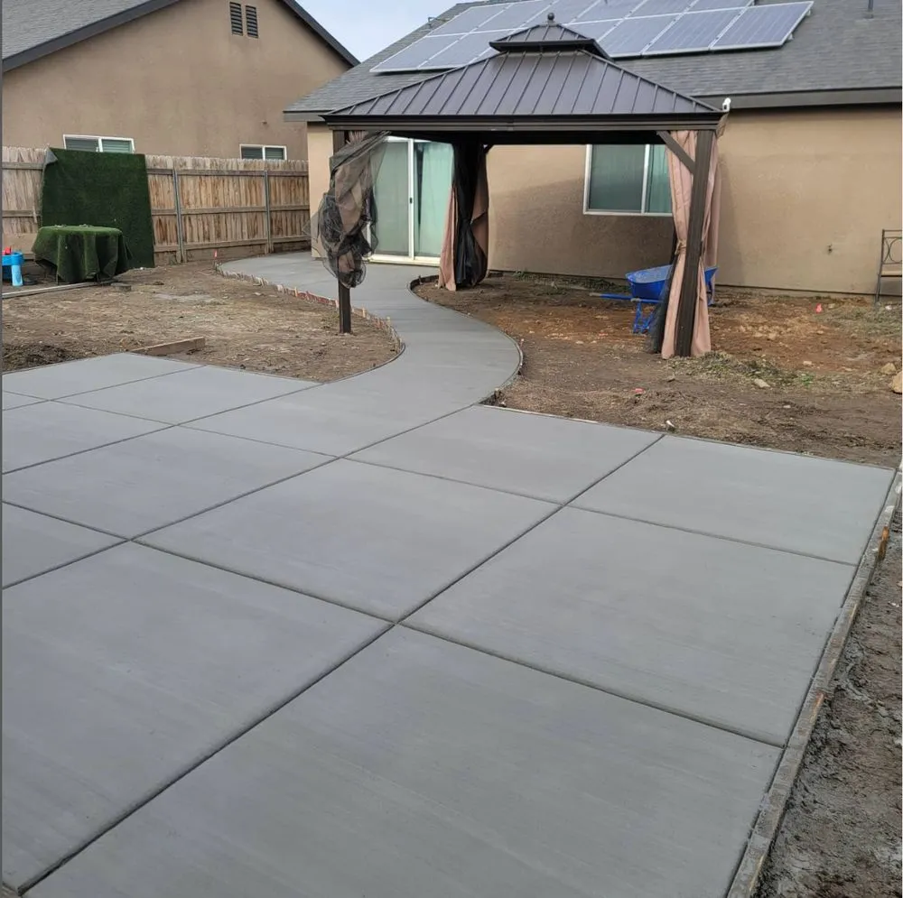 Professional outdoor landscaping for year-round maintenance in Dinuba, CA by Springtime Landscape Construction