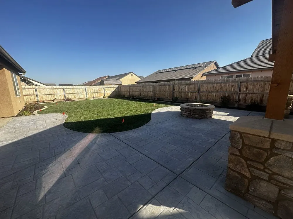 Professional residential landscaping in Dinuba, CA - Springtime Landscape Construction