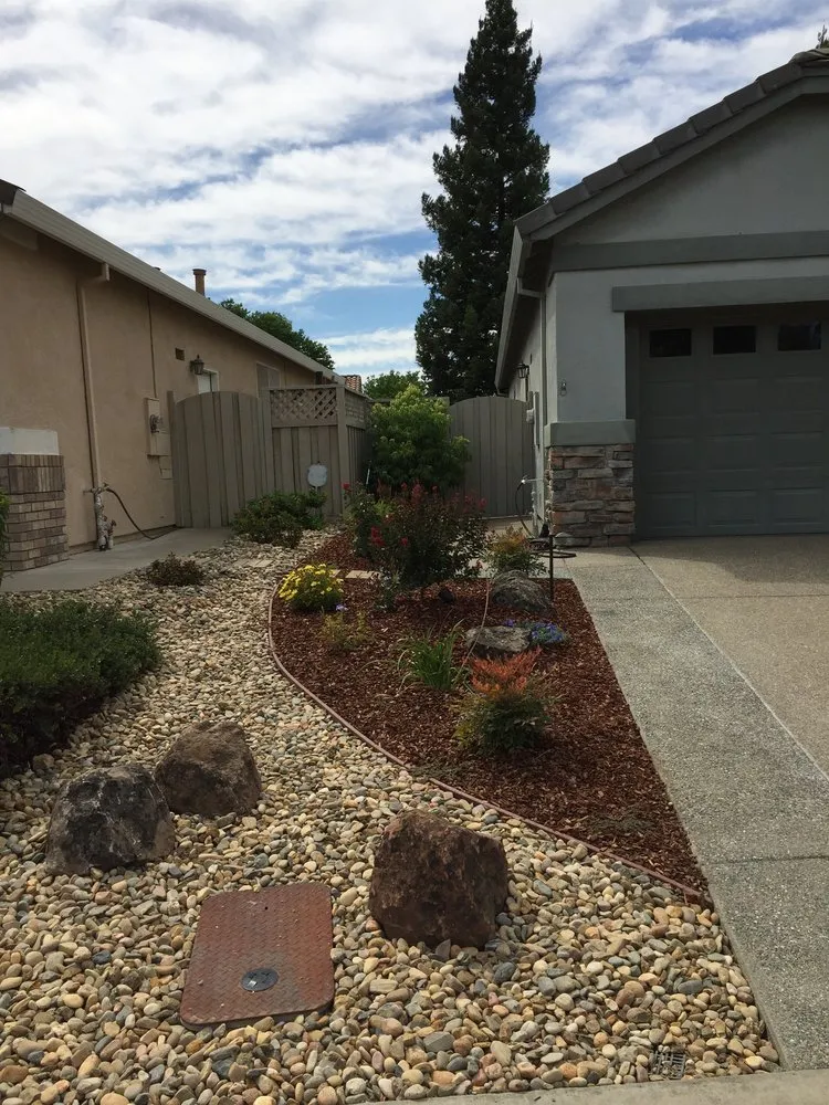 Top-rated landscape installation with custom design in Loomis, CA by Sprinkler Medic