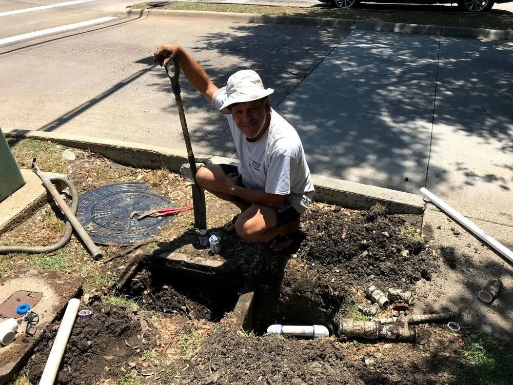 Affordable lawn mowing service near you in Dallas, TX by Sprinklers and Lawns