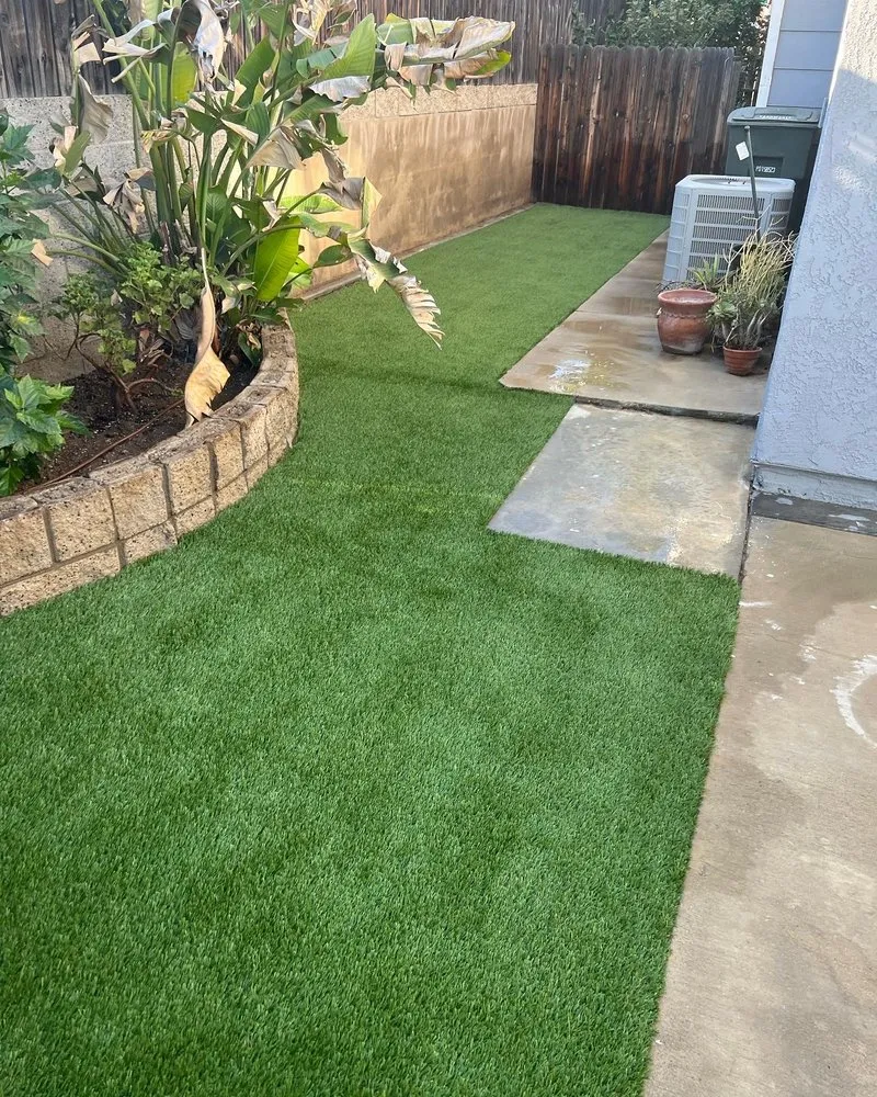 Reliable yard maintenance in Corona, CA - Sprinklers and Turf