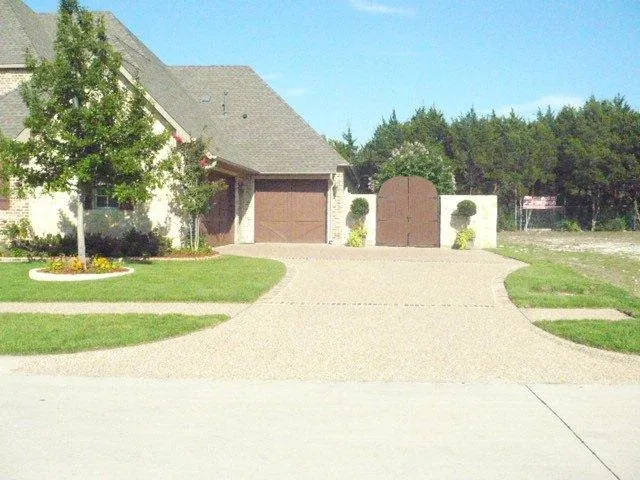 Professional yard maintenance in Georgetown, TX - Sprinklers Grass & Landscapes