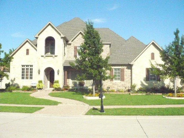 Professional landscaping services experts serving Georgetown, TX - Sprinklers Grass & Landscapes