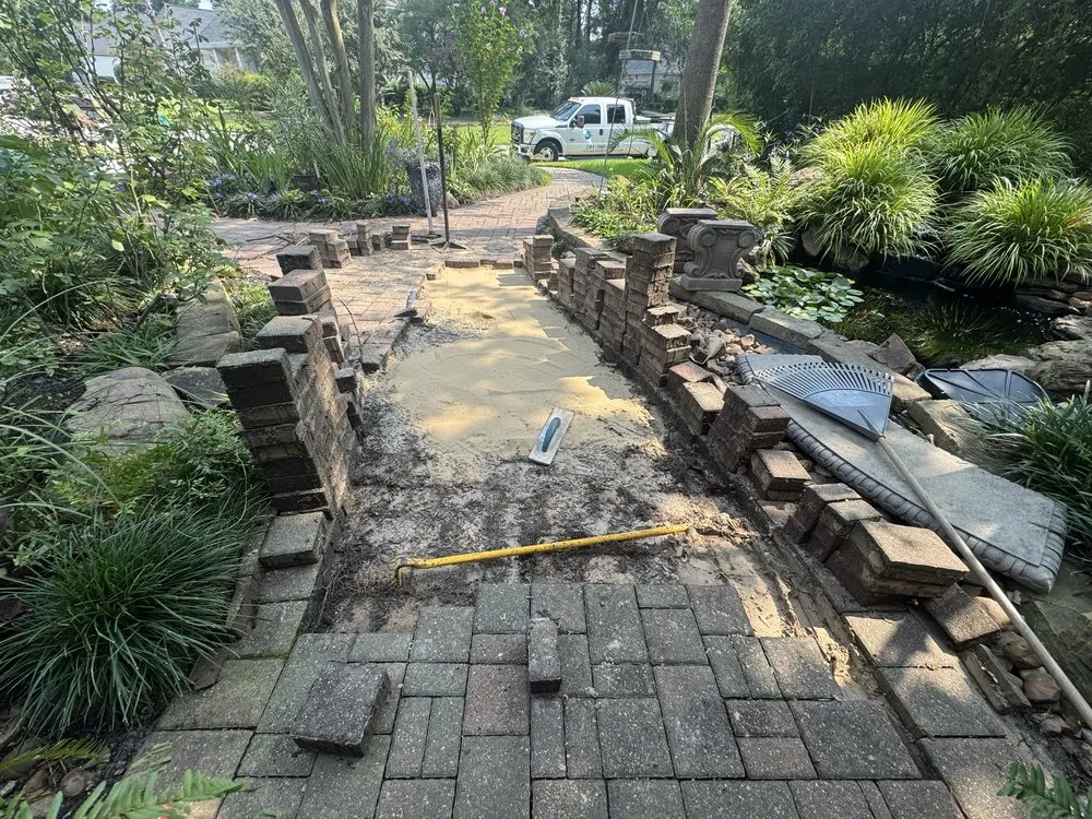 Trusted residential landscaping for year-round maintenance in The Woodlands, TX by Sprinklers Scape