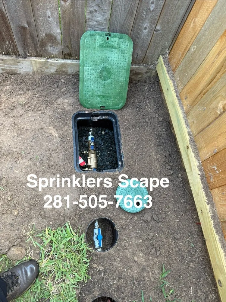 Trusted lawn care service in The Woodlands, TX - Sprinklers Scape