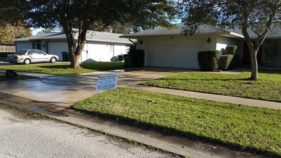 Top-rated residential landscaping in Melbourne, FL by Sprouse Services