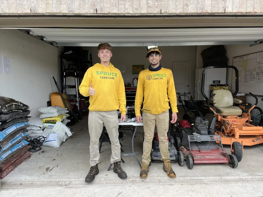 Reliable yard maintenance in Melissa, TX - Spruce Lawn Care