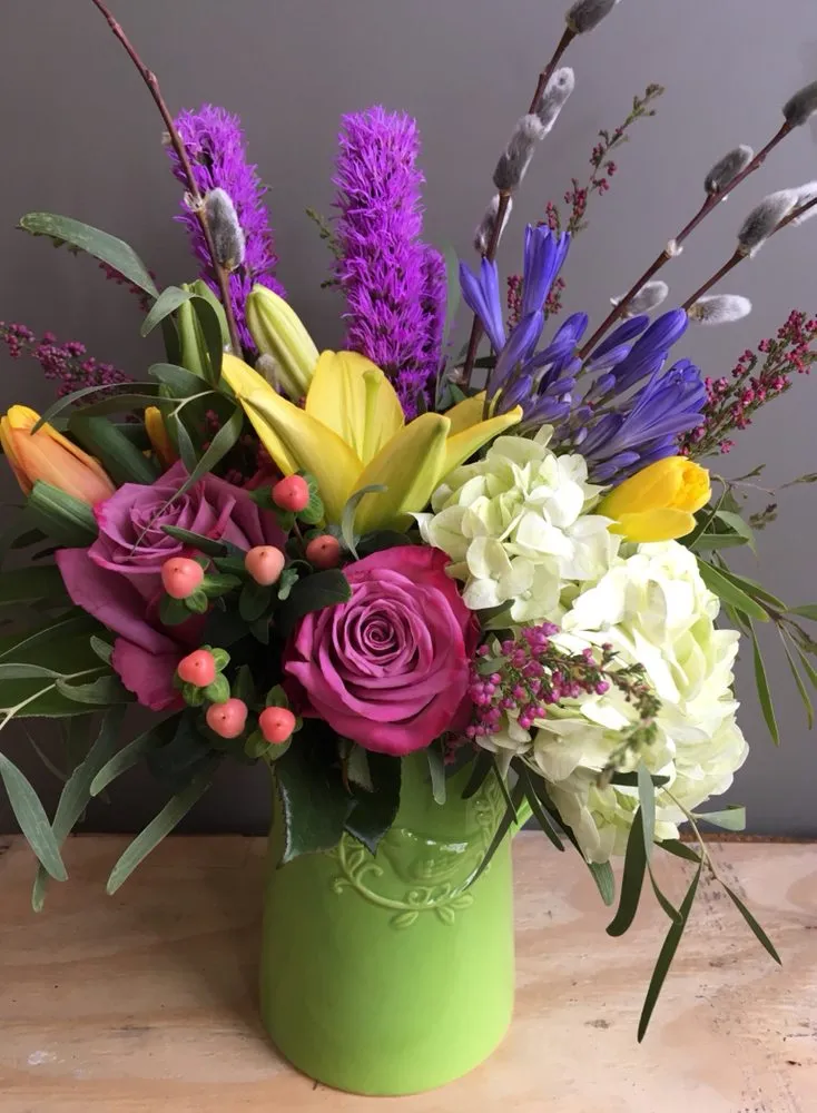 Reliable lawn care service experts serving Cazenovia, NY - Spruce Ridge Landscape & Garden Center