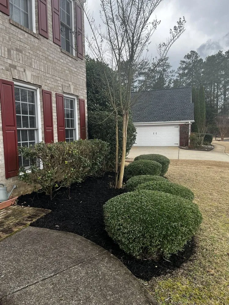 Trusted landscaping services in Kennesaw, GA - Sprucing Up GA