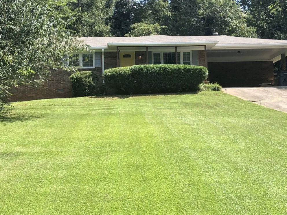 Reliable lawn mowing service in Kennesaw, GA by Sprucing Up GA