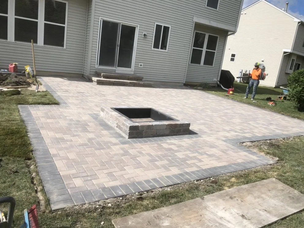 Trusted lawn mowing service in Streamwood, IL - Sps Landscaping