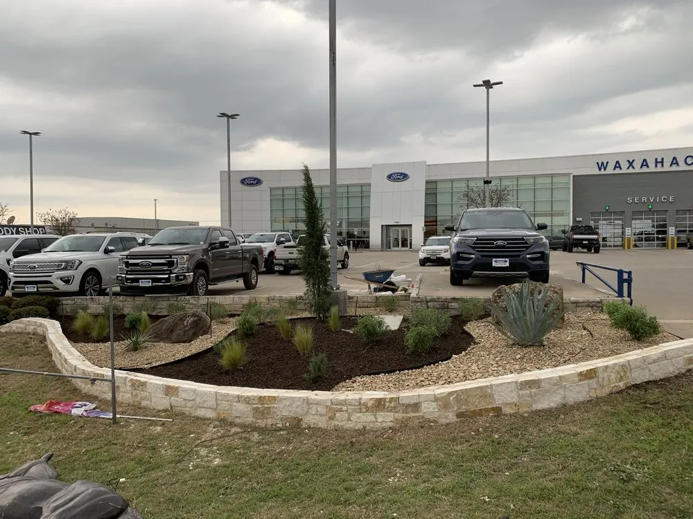 Custom outdoor landscaping in Mansfield, TX - Spur Landscape