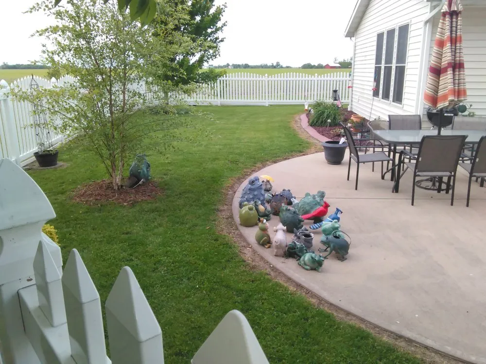 Professional lawn mowing service with custom design in Bunker Hill, IL by Spurgeon Lawn Care Service