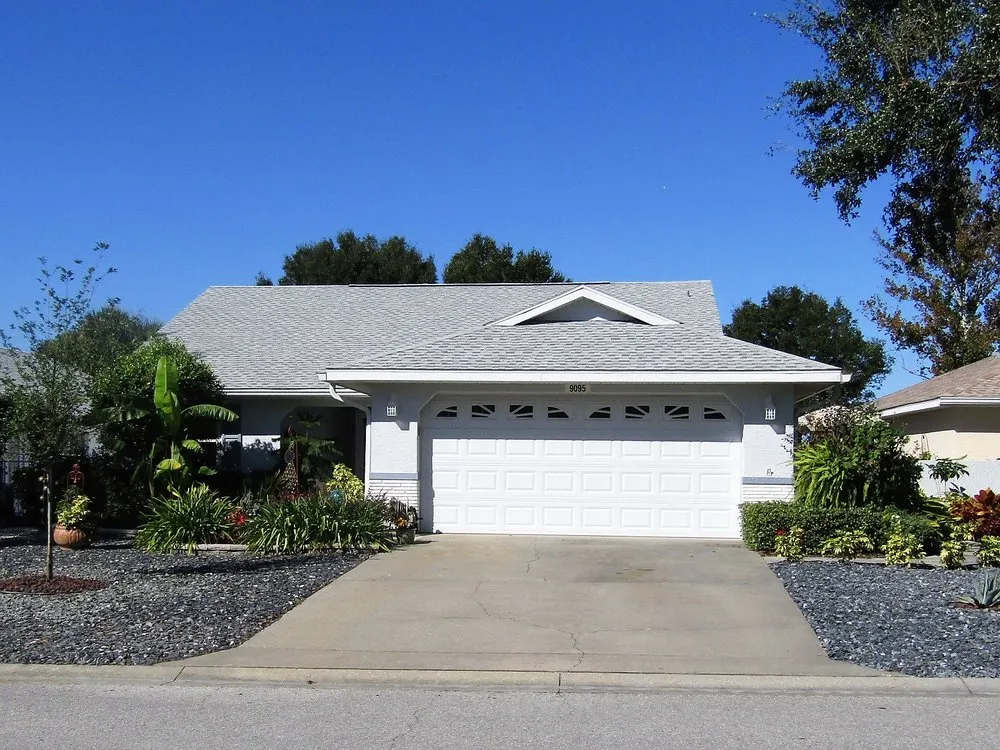 Affordable yard maintenance in Ocala, FL by Spurling Landscaping-Nursery