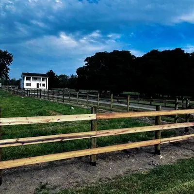 Spurs Plus Sprouts Fencing and Landscaping Logo